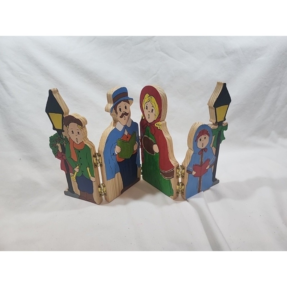 Vintage~4 Christmas Carolers Decor~Wooden~Hand Painted~Hinged~Folk Art~Excellent